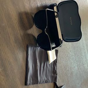 Gucci Sunglasses missing a side emblem